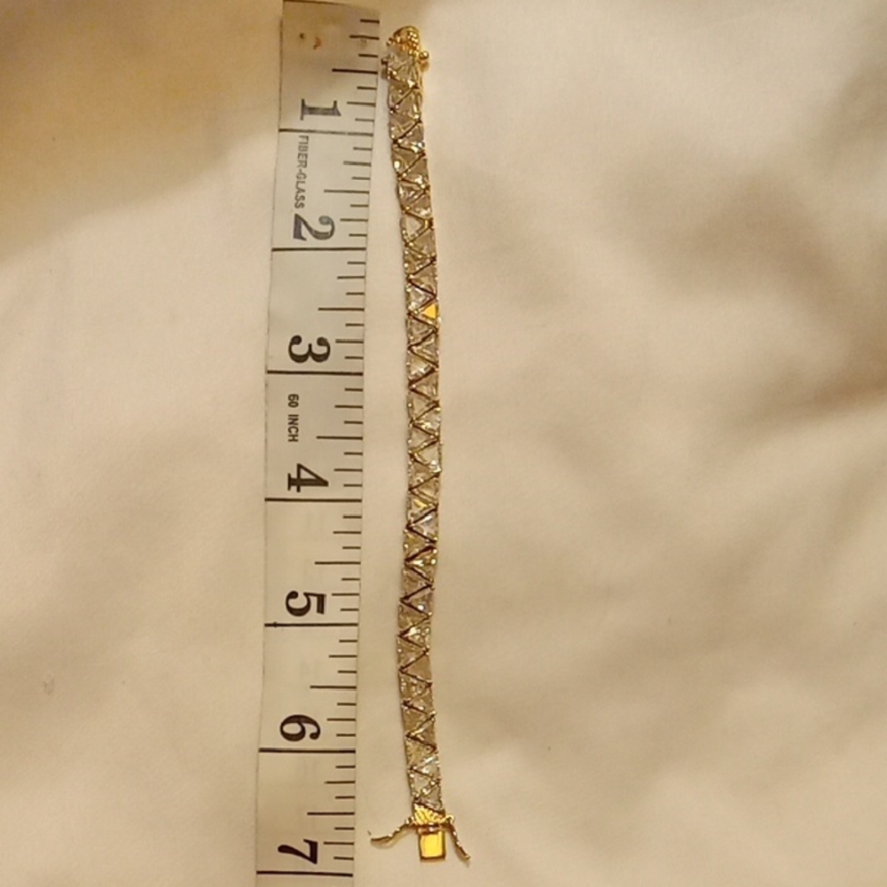 Elegant Gold and Silver Women's Bracelet